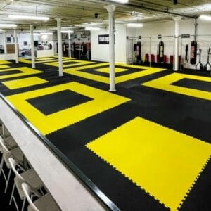 Thảm Tập Gym 1x1mx3cm Đen – Vàng 2 MặtThảm Xốp Trải Sàn 1x1m Dày 3cm Thể Thao Đen Vàng